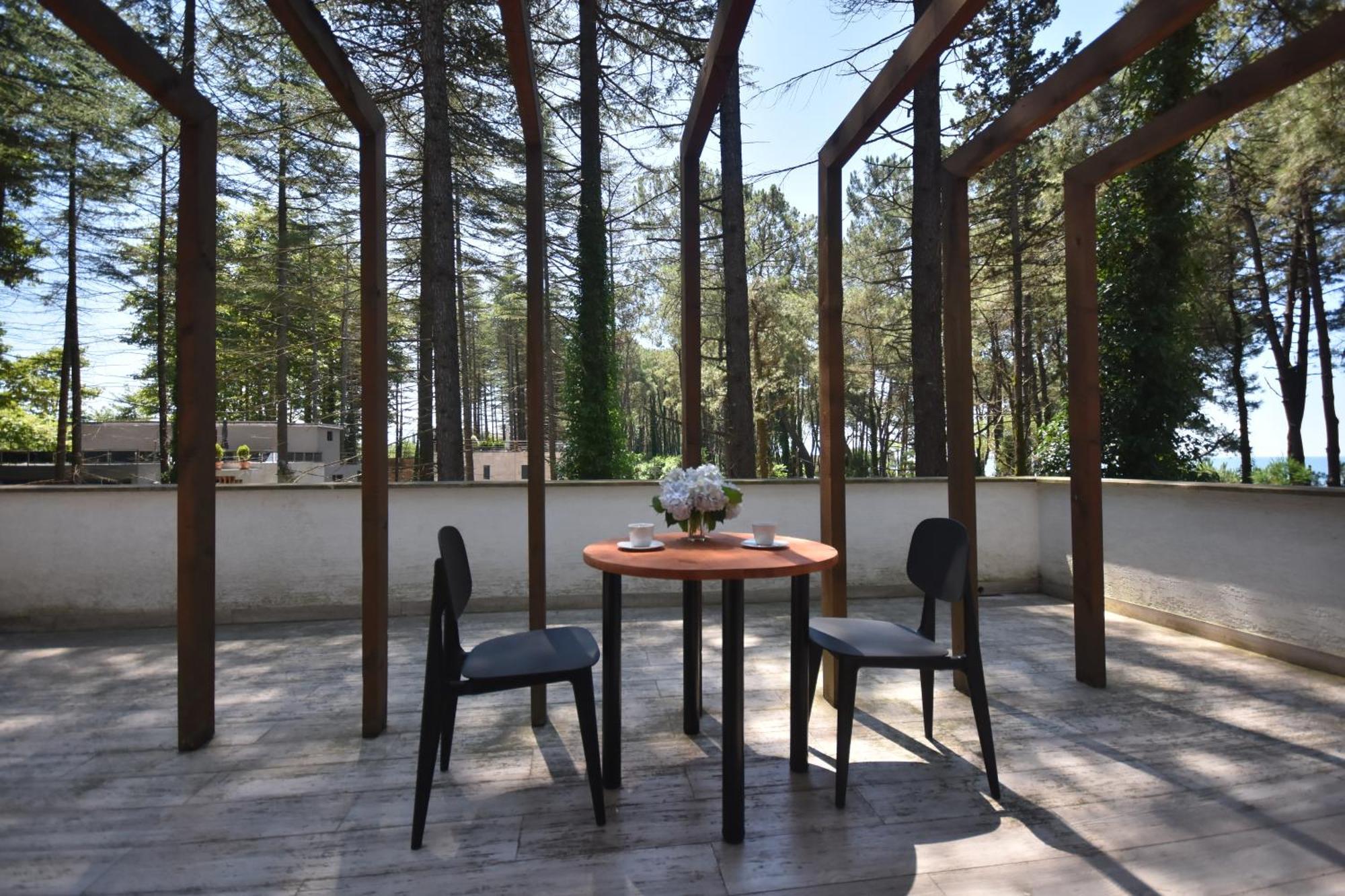Pine Aparthotel Shekhvetili Ngoại thất bức ảnh